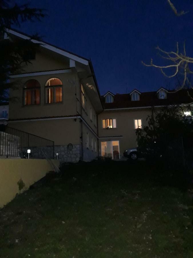A Casa Di Fede Daire LʼAquila Dış mekan fotoğraf